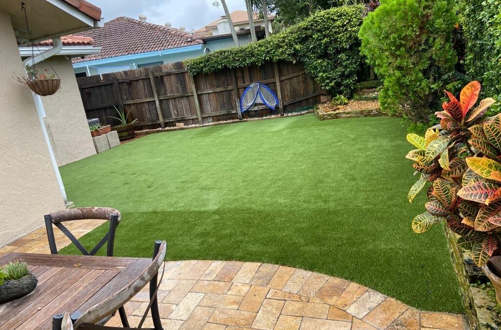 Artificial Grass Orlando for a Beautiful Low-Maintenance Lawn